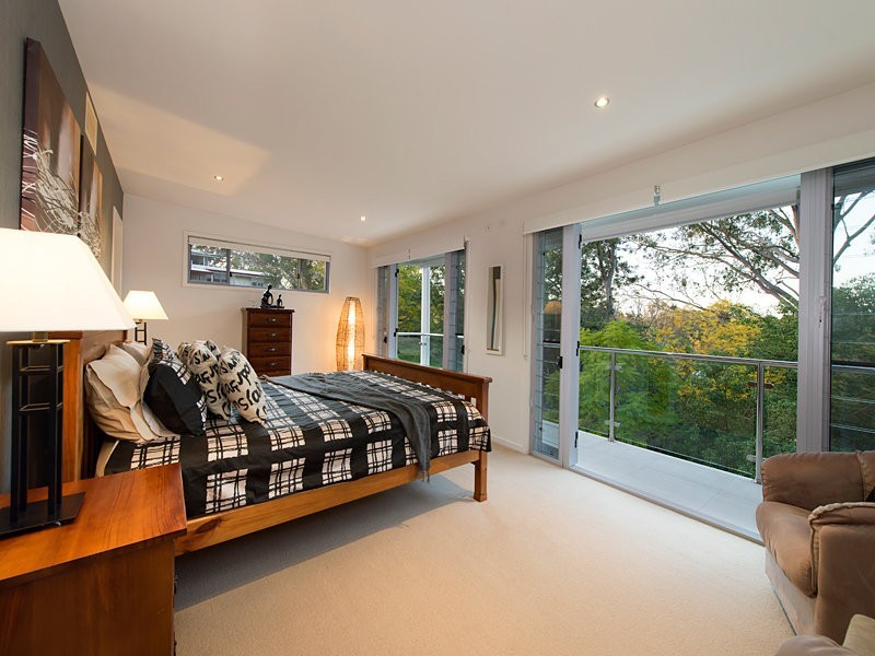 168 Jesmond Road, Indooroopilly QLD 4068