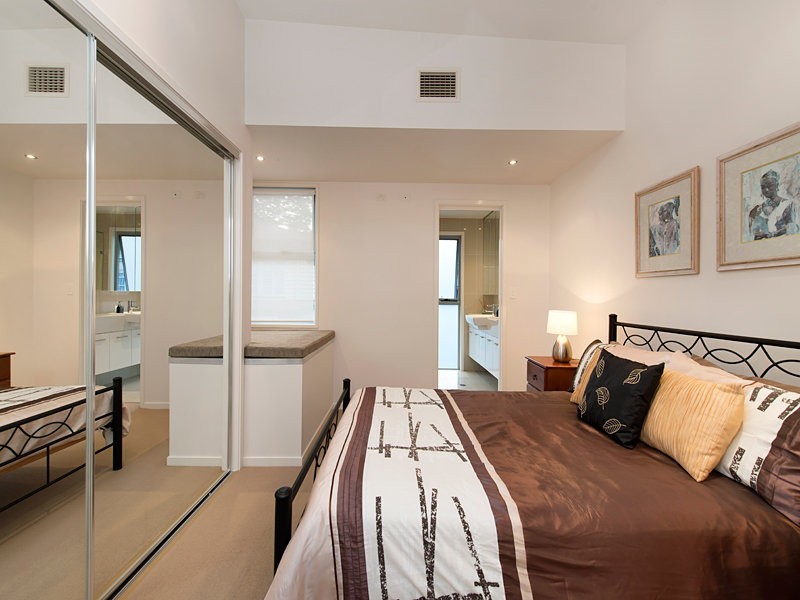 168 Jesmond Road, Indooroopilly QLD 4068