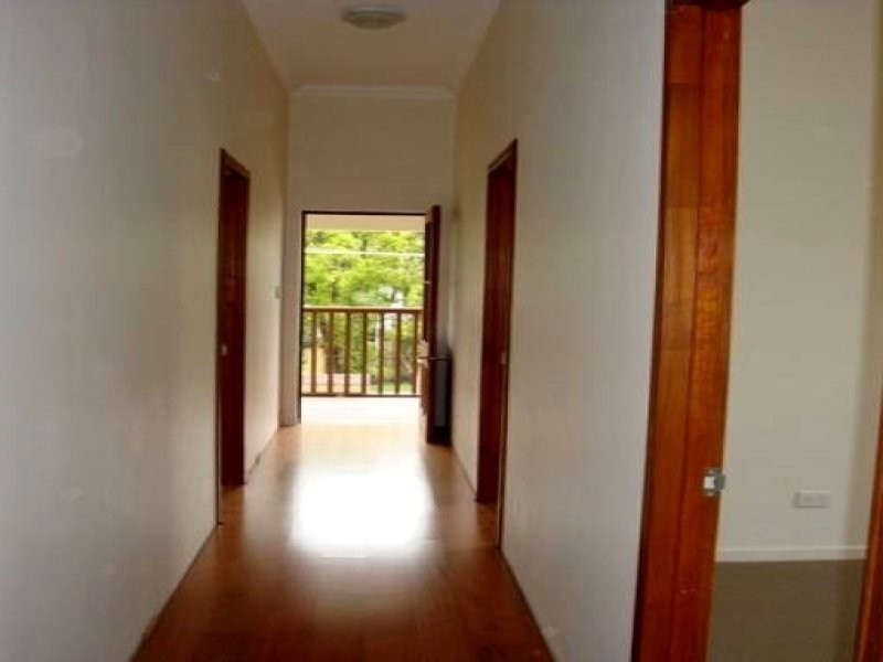 19 Graceville Avenue, Graceville QLD 4075