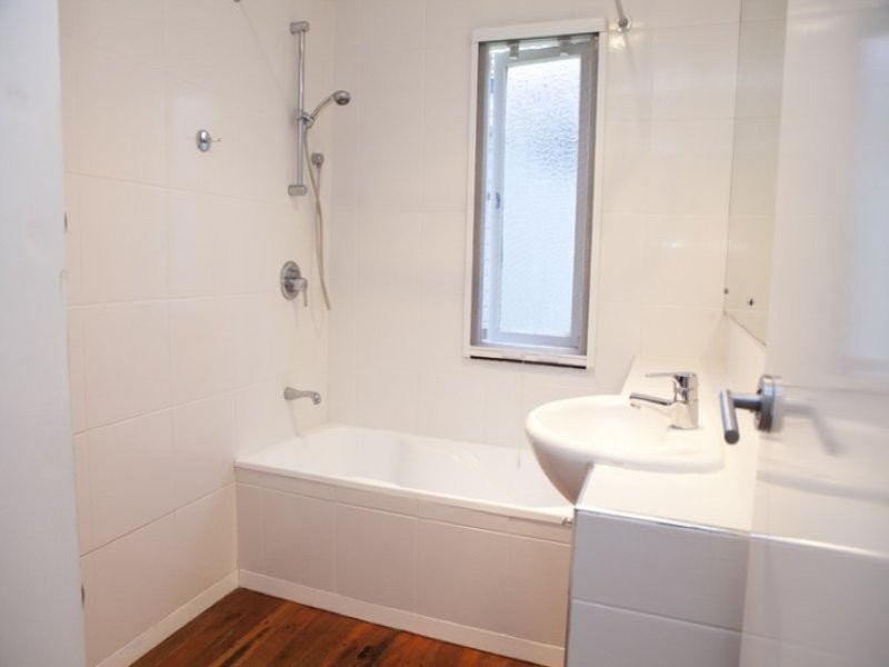 128 Leybourne Street, Chelmer QLD 4068