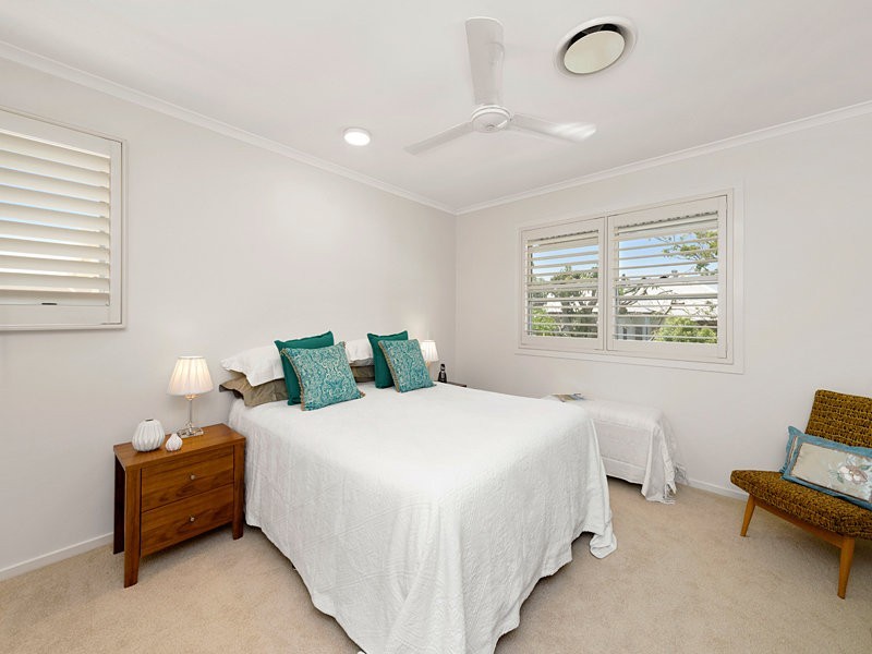 17 Mortlake Road, Graceville QLD 4075