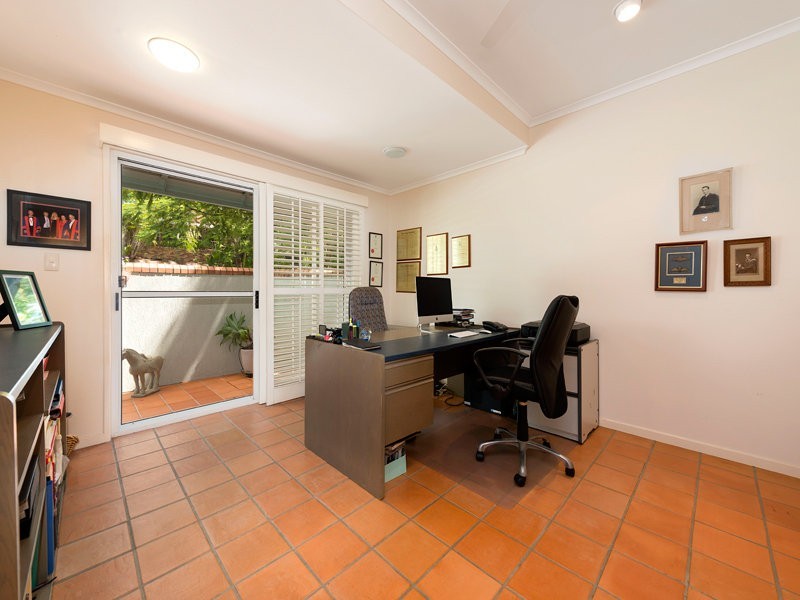 107 Harts Road, Indooroopilly QLD 4068