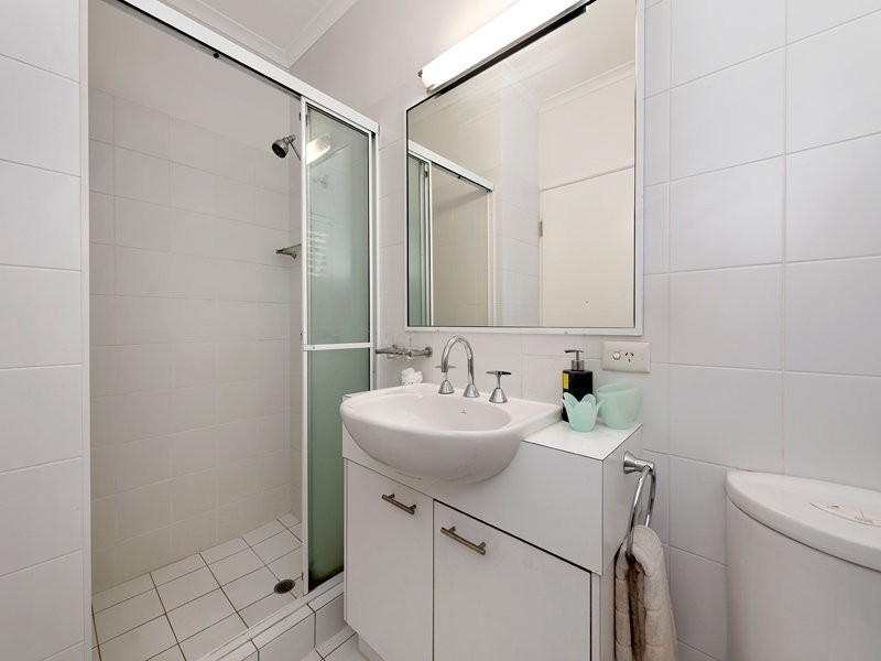 107 Harts Road, Indooroopilly QLD 4068