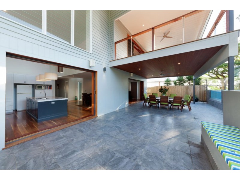 92 Delville Avenue, Moorooka QLD 4105