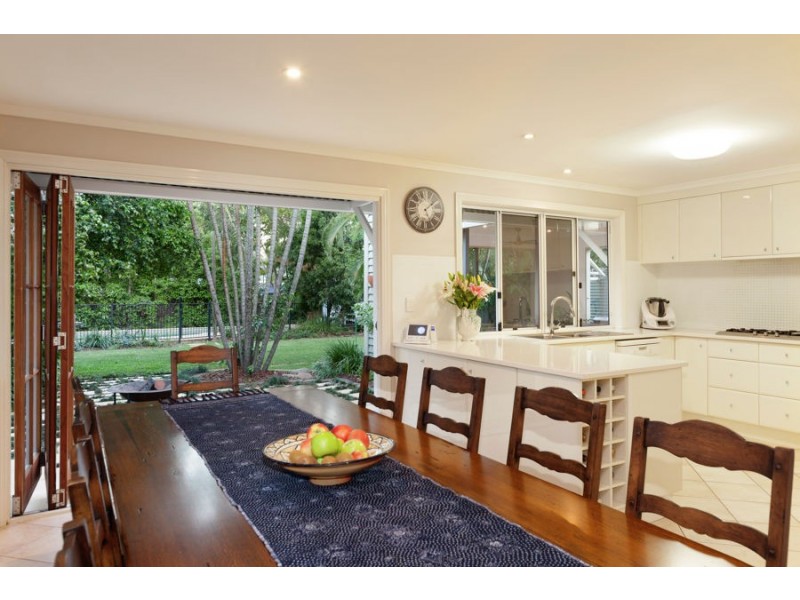 72 Hall Avenue, Corinda QLD 4075