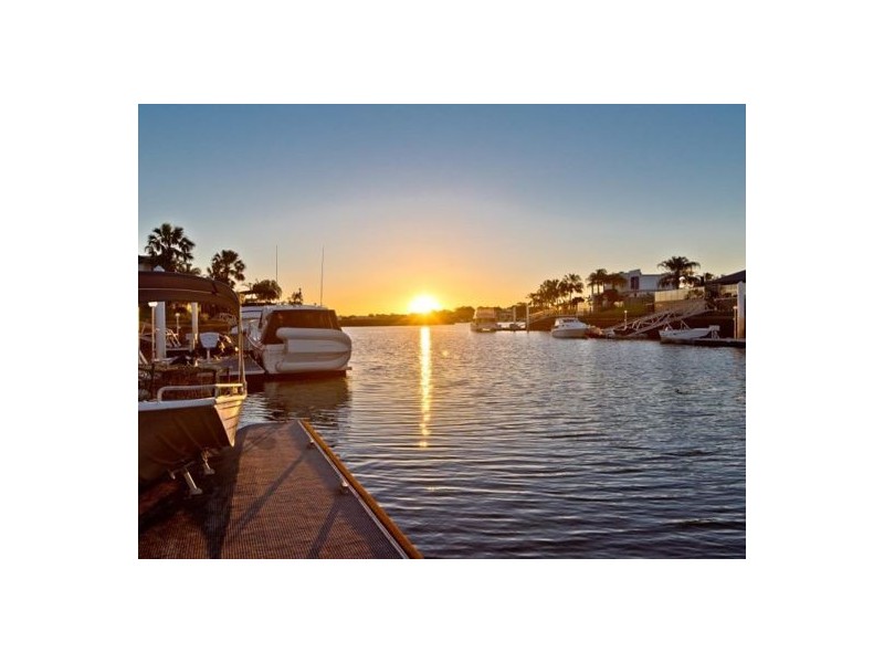 40 North Point, Banksia Beach QLD 4507