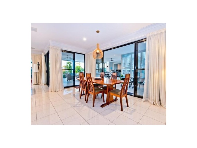 40 North Point, Banksia Beach QLD 4507