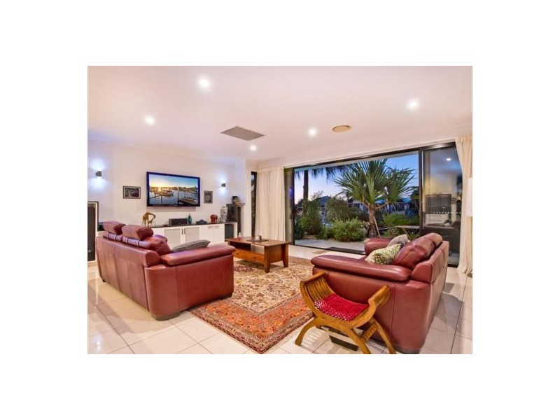40 North Point, Banksia Beach QLD 4507