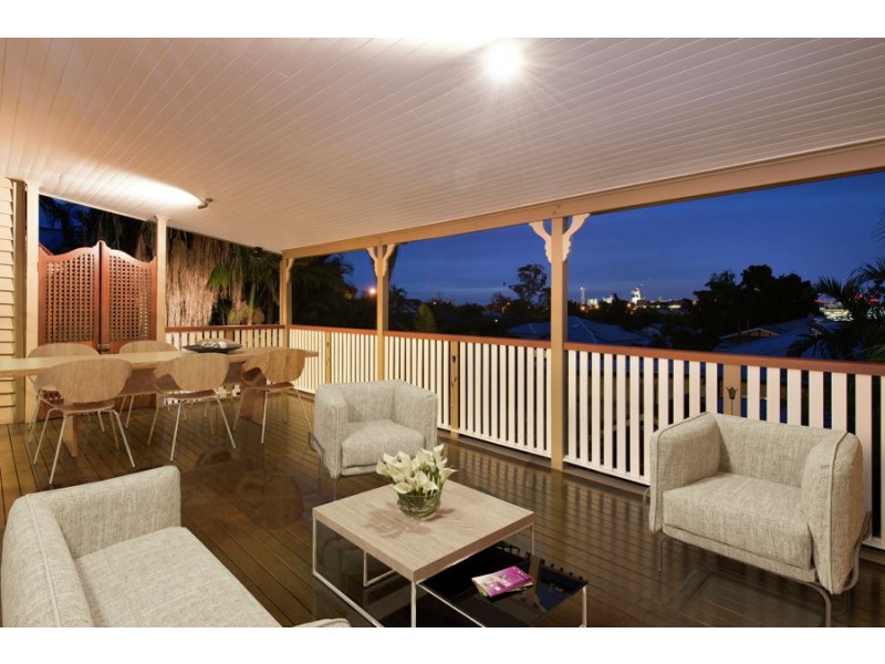 15 Ponsonby Street, Annerley QLD 4103