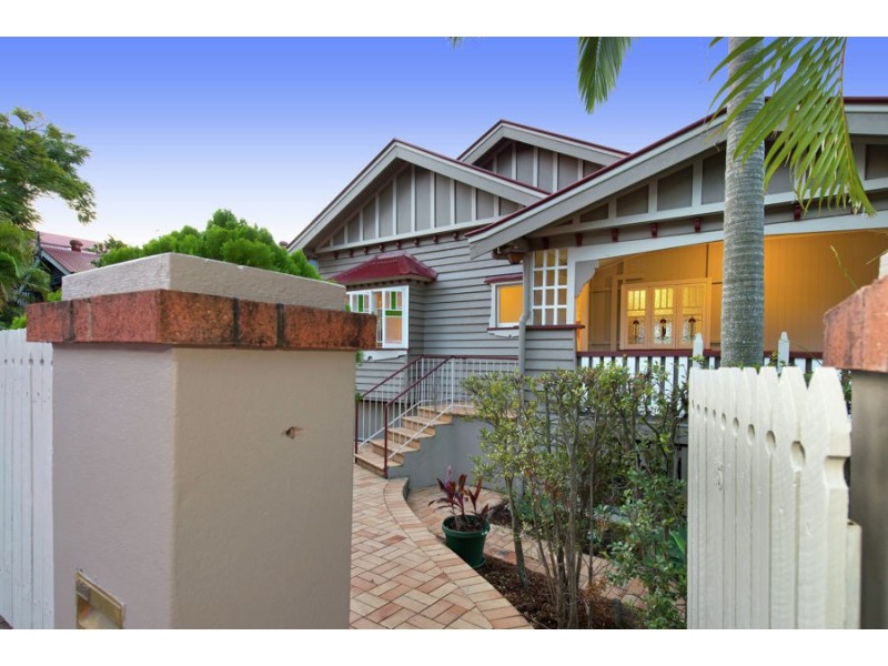 15 Ponsonby Street, Annerley QLD 4103