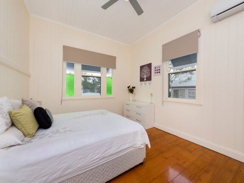 113 Waverley Street, Annerley QLD 4103