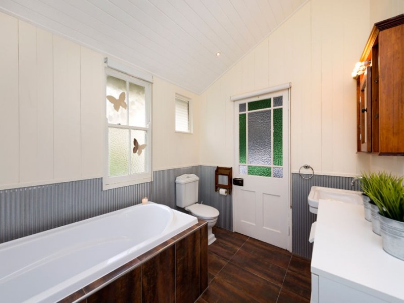 113 Waverley Street, Annerley QLD 4103