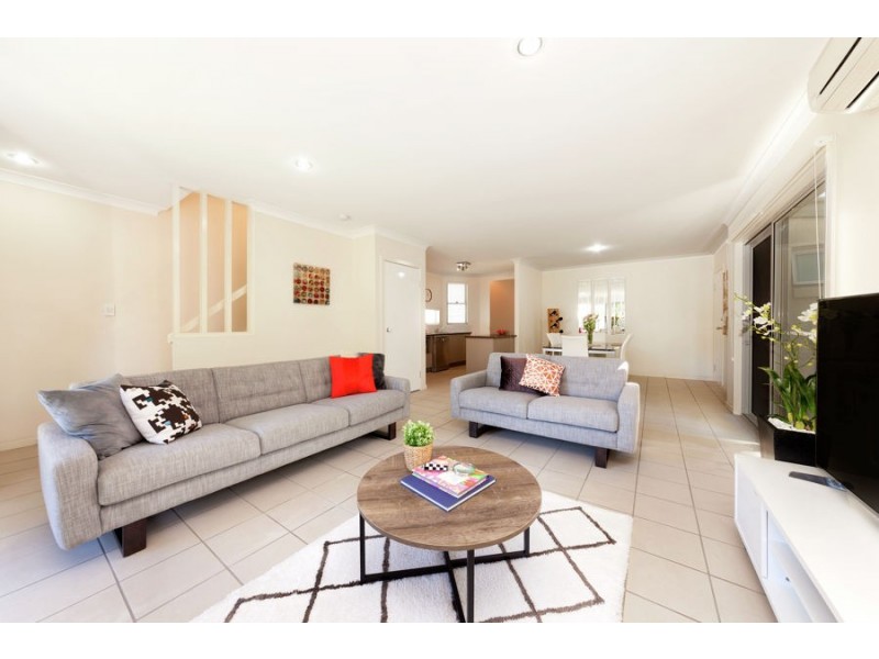 4/12 Gustavson street, Annerley QLD 4103