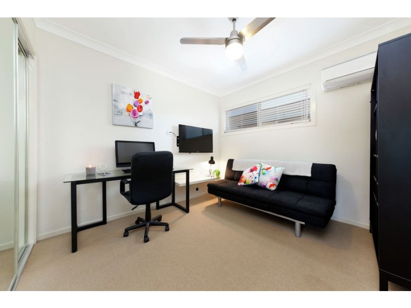 4/12 Gustavson street, Annerley QLD 4103