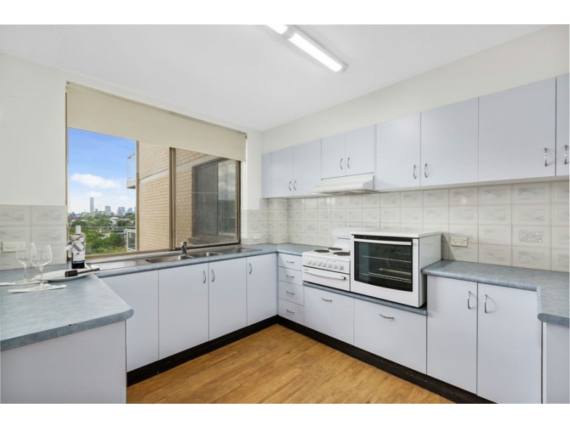 5/59 Sir Fred Schonell Drive, St Lucia QLD 4067