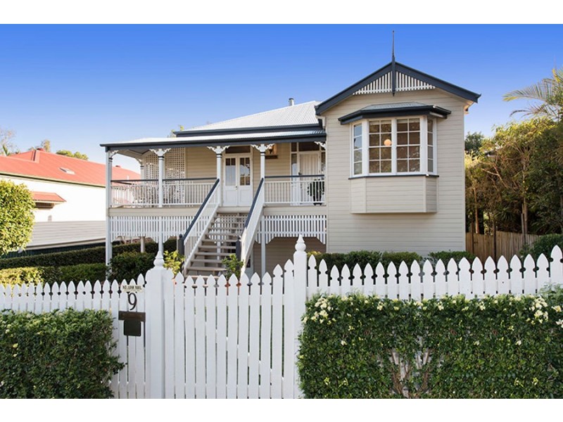 9 Wattle Avenue, Yeerongpilly QLD 4105