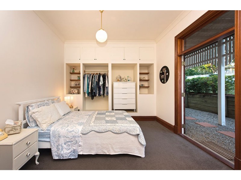 9 Wattle Avenue, Yeerongpilly QLD 4105