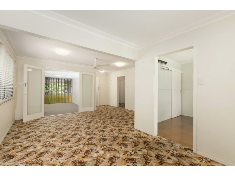 31 Dart Street, Corinda QLD 4075