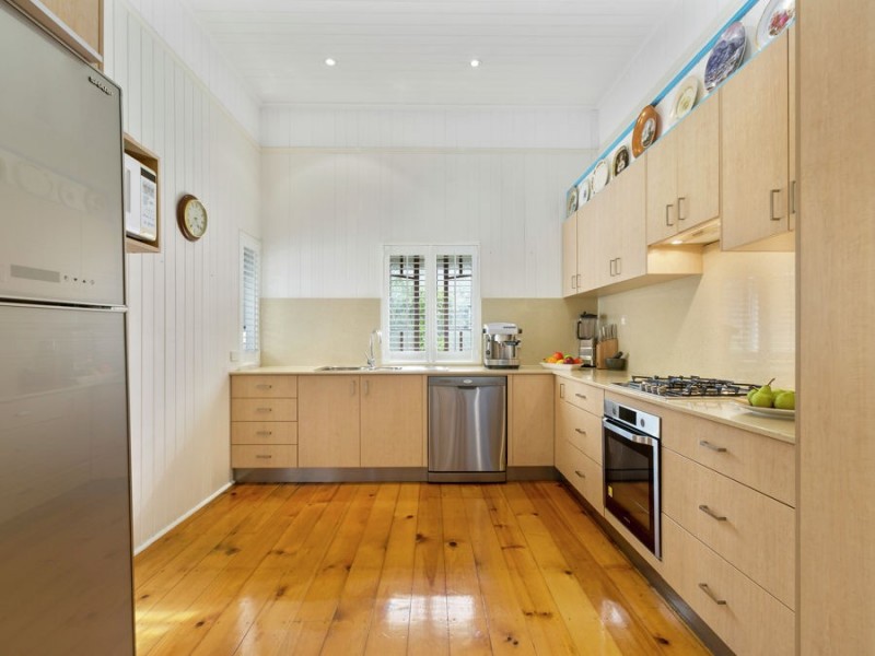 25 Jerrold Street, Sherwood QLD 4075