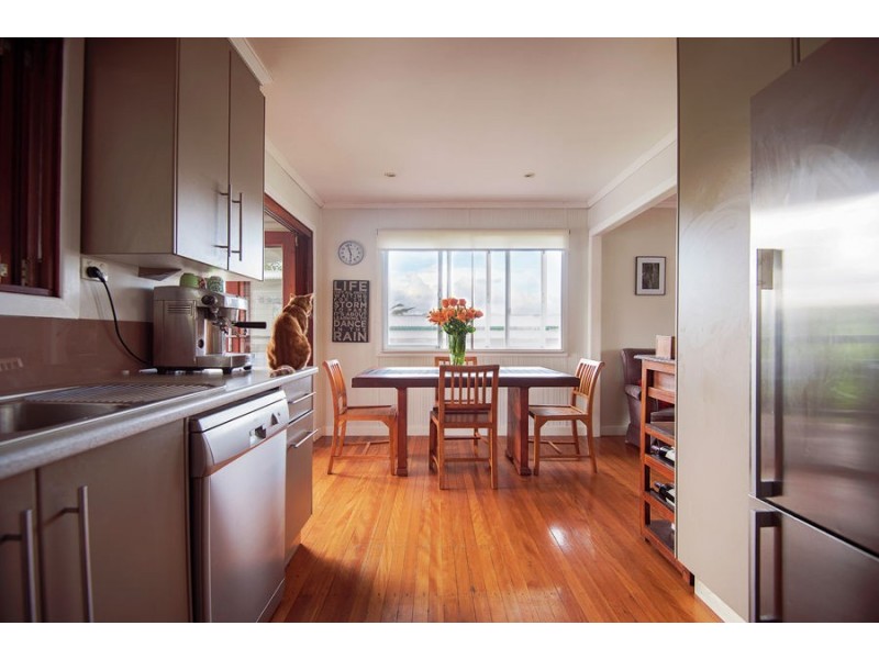 44 Irwin Terrace, Oxley QLD 4075