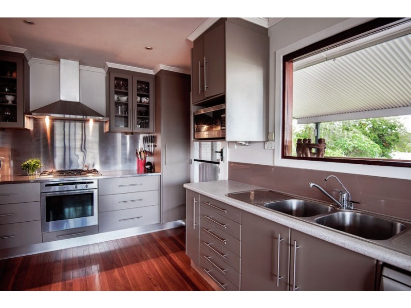 44 Irwin Terrace, Oxley QLD 4075