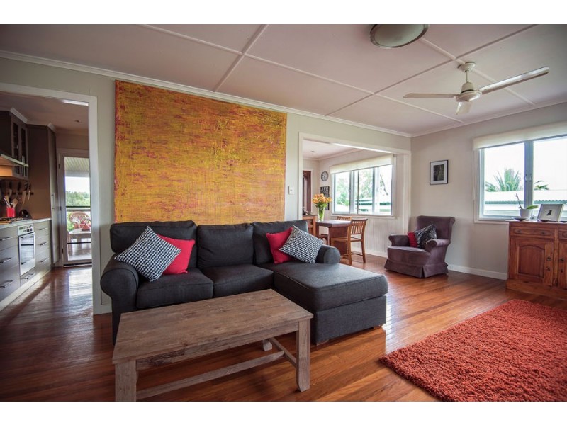 44 Irwin Terrace, Oxley QLD 4075