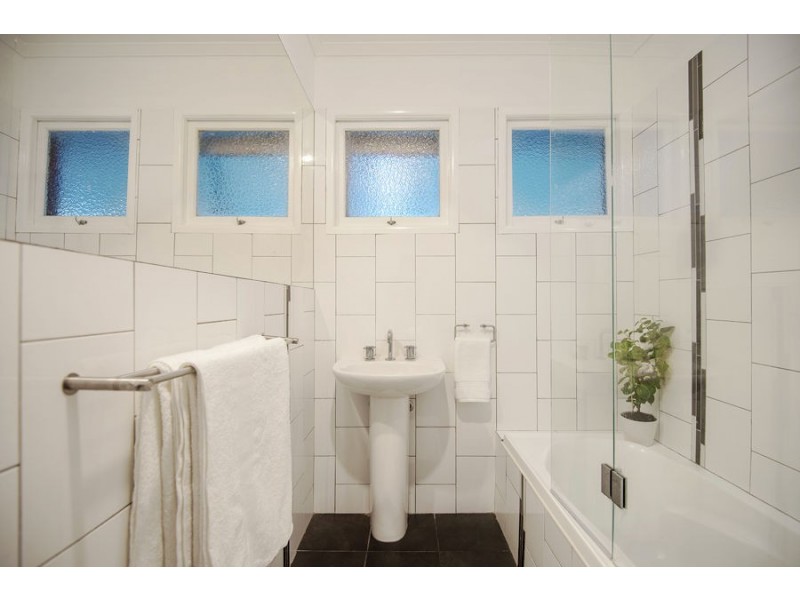 44 Irwin Terrace, Oxley QLD 4075