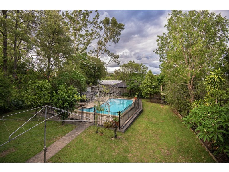 44 Irwin Terrace, Oxley QLD 4075