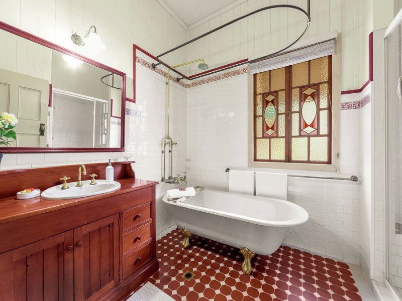 16 South Street, Yeerongpilly QLD 4105