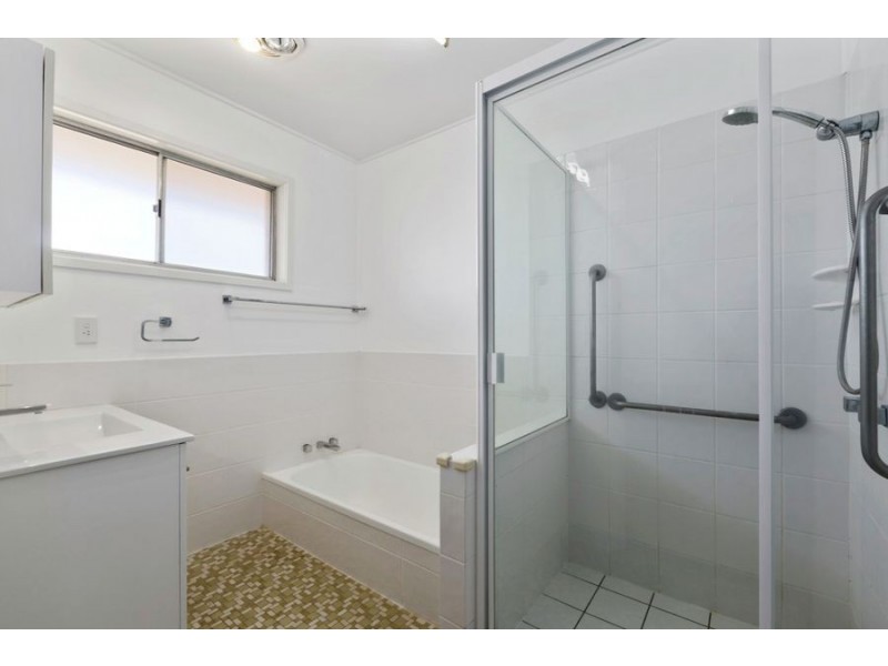 9 Moresby Street, Moorooka QLD 4105