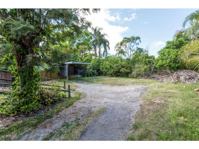 27 Andrew Avenue, Tarragindi QLD 4121