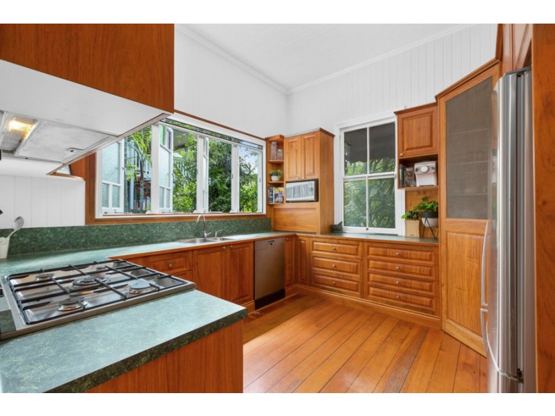 35 Gow Street, Yeerongpilly QLD 4105