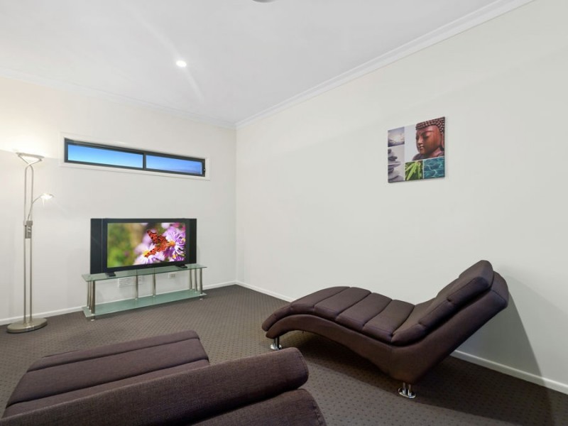 123 Graceville Avenue, Graceville QLD 4075