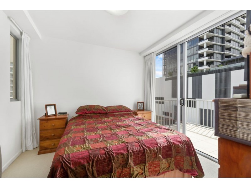 19/15 Walsh Street, Milton QLD 4064