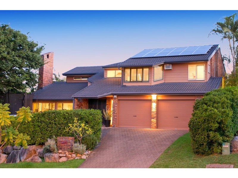 8 Tennent Street, Westlake QLD 4074