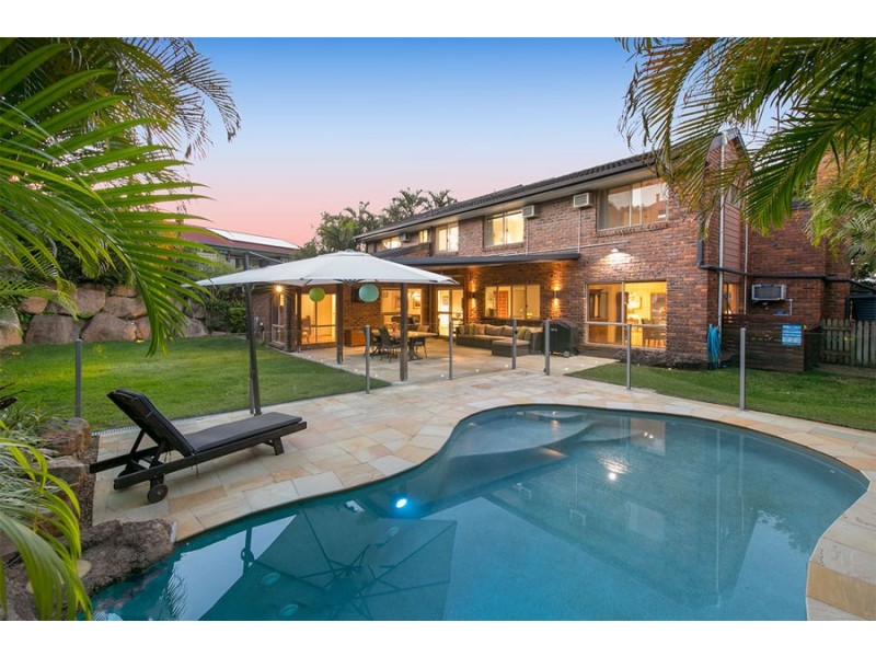 8 Tennent Street, Westlake QLD 4074