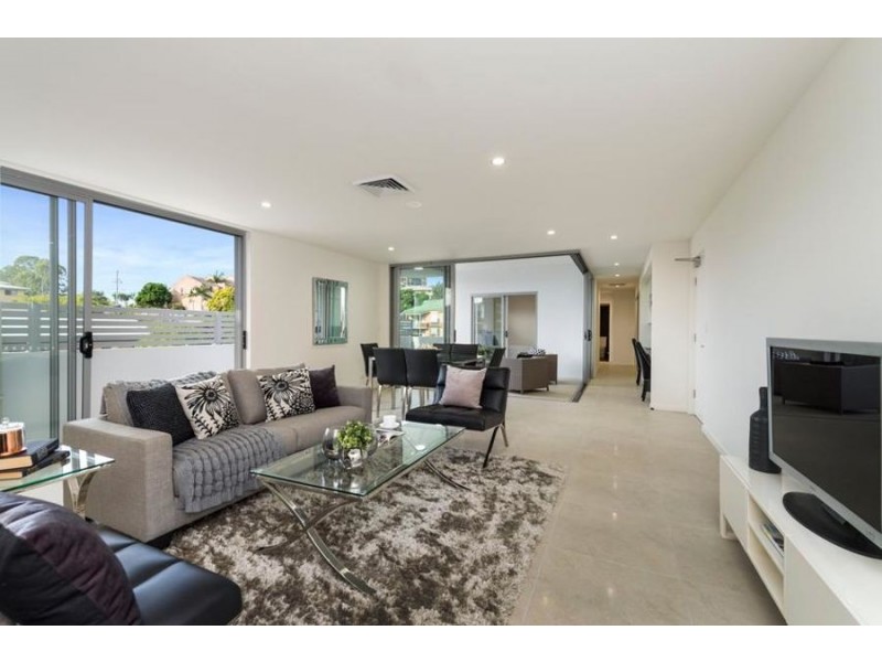 27 York Street, Indooroopilly QLD 4068