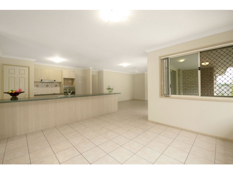 13 Sunningdale Street, Oxley QLD 4075