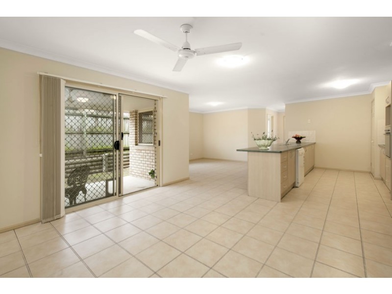 13 Sunningdale Street, Oxley QLD 4075