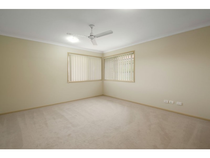 13 Sunningdale Street, Oxley QLD 4075