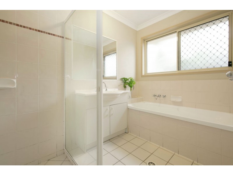 13 Sunningdale Street, Oxley QLD 4075