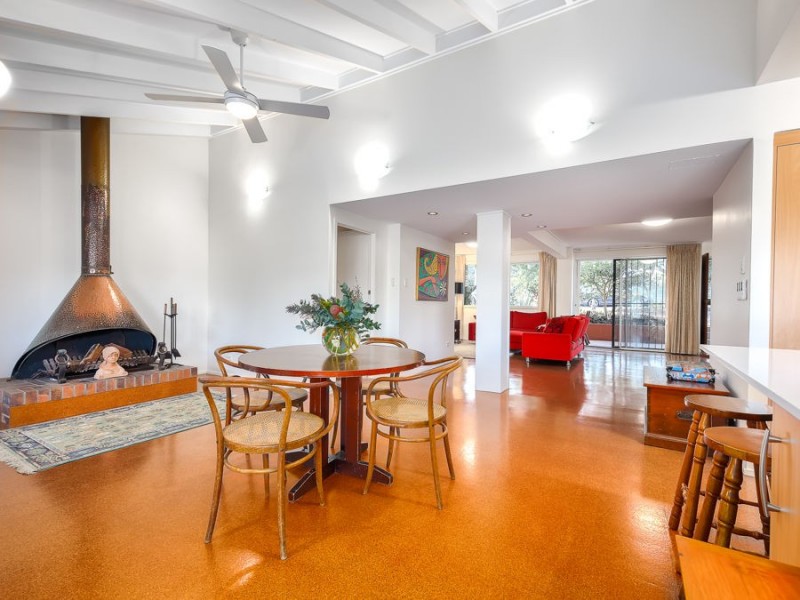 160 Ashby Street, Fairfield QLD 4103