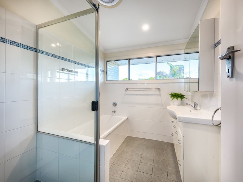 160 Ashby Street, Fairfield QLD 4103