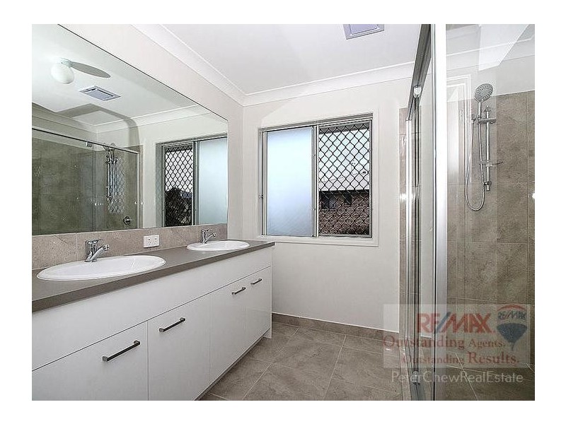 16 Copmanhurst Place, Sumner QLD 4074