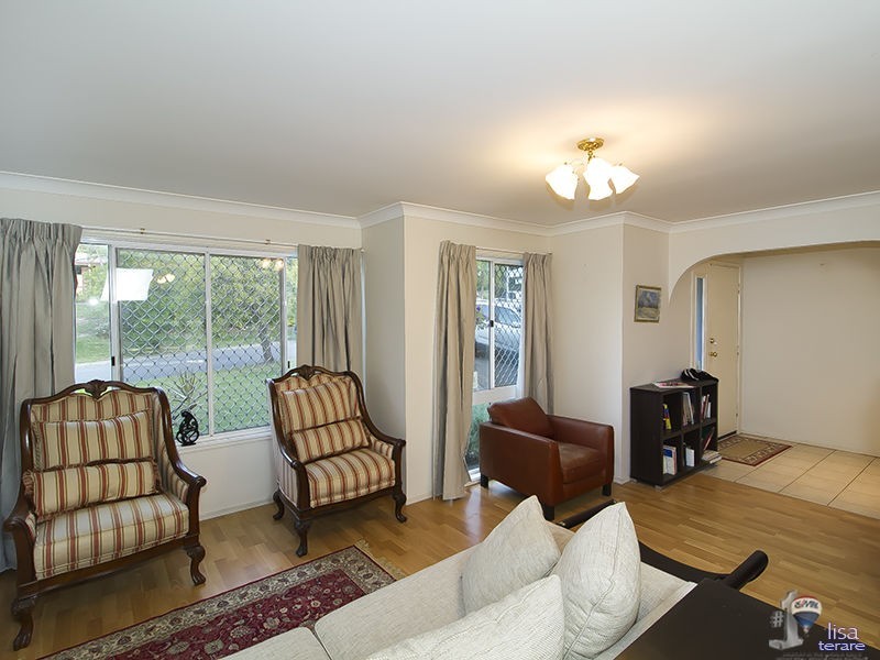 43 Camelot Crescent, Middle Park QLD 4074