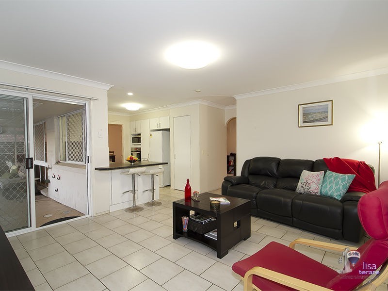 43 Camelot Crescent, Middle Park QLD 4074