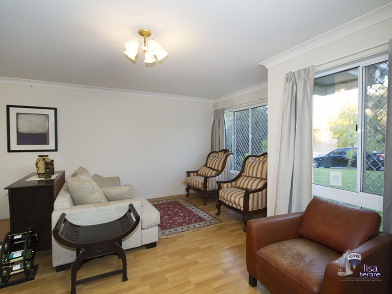 43 Camelot Crescent, Middle Park QLD 4074