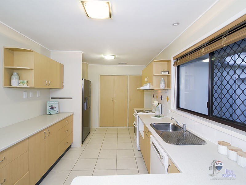 24 Pennant Street, Jamboree Heights QLD 4074