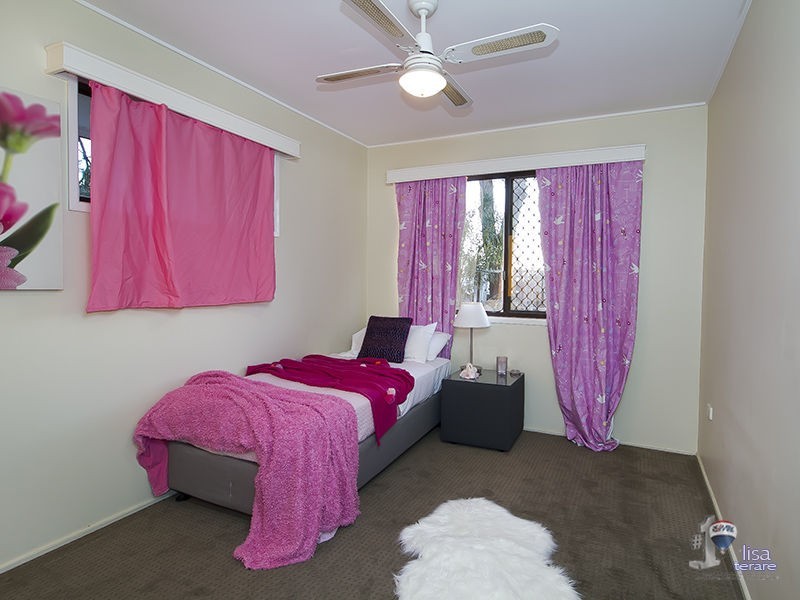 24 Pennant Street, Jamboree Heights QLD 4074