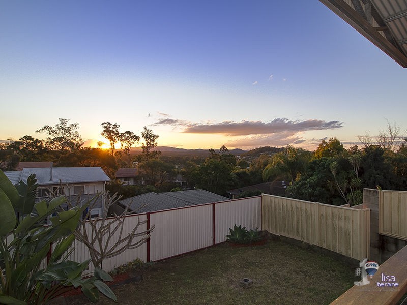 24 Pennant Street, Jamboree Heights QLD 4074